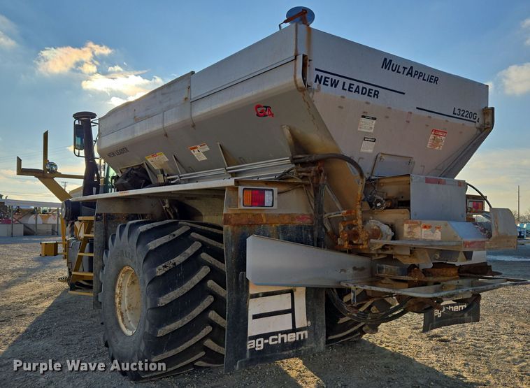 image for item EE7964 2006 TerraGator 6203 spreader