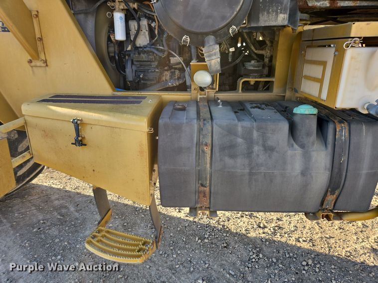 image for item EE7964 2006 TerraGator 6203 spreader