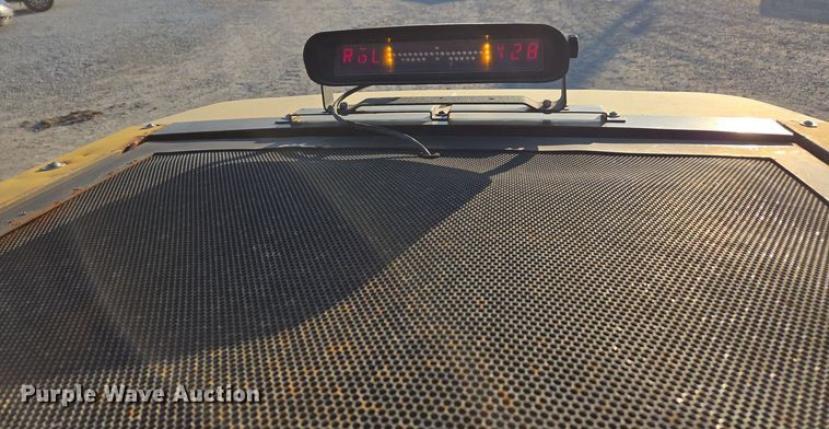 image for item EE7964 2006 TerraGator 6203 spreader