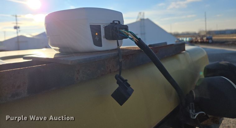 image for item EE7964 2006 TerraGator 6203 spreader