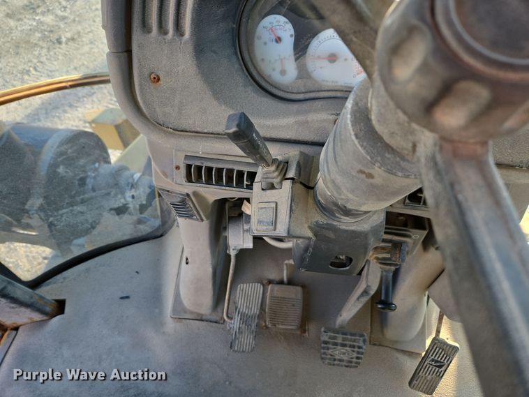 image for item EE7964 2006 TerraGator 6203 spreader