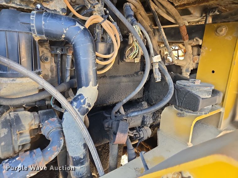 image for item EE7964 2006 TerraGator 6203 spreader