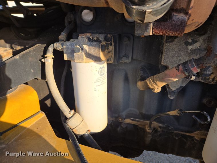 image for item EE7964 2006 TerraGator 6203 spreader