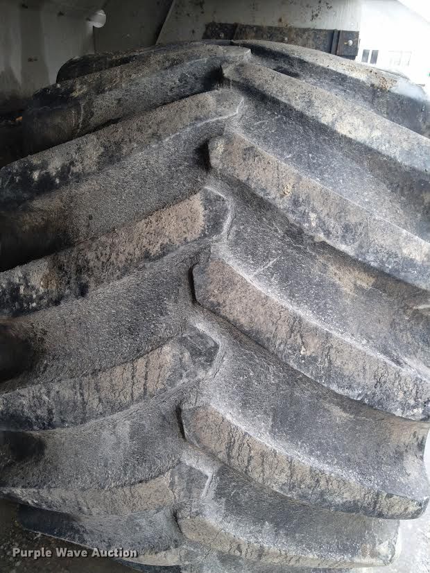 image for item EE7964 2006 TerraGator 6203 spreader