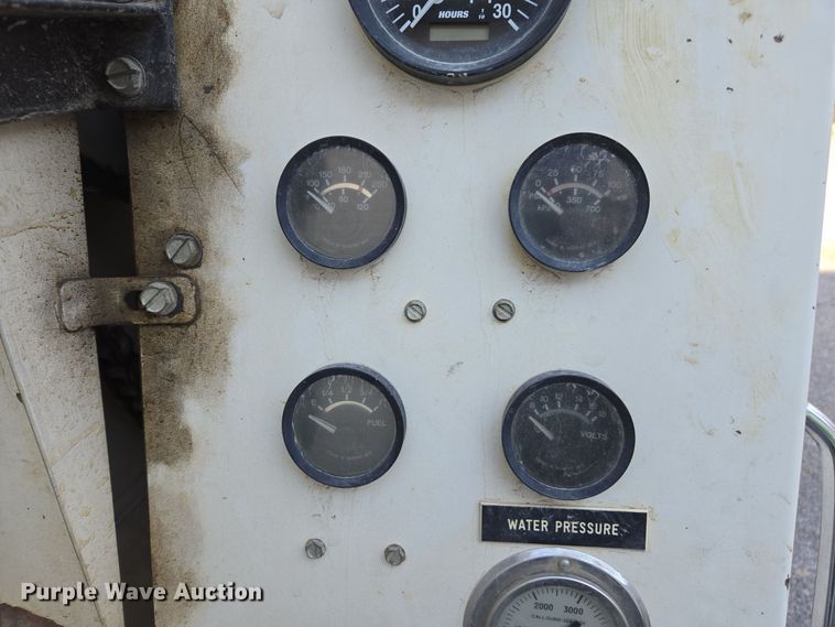 image for item EE7968 2001 Sewer Equipment sewer jetter trailer