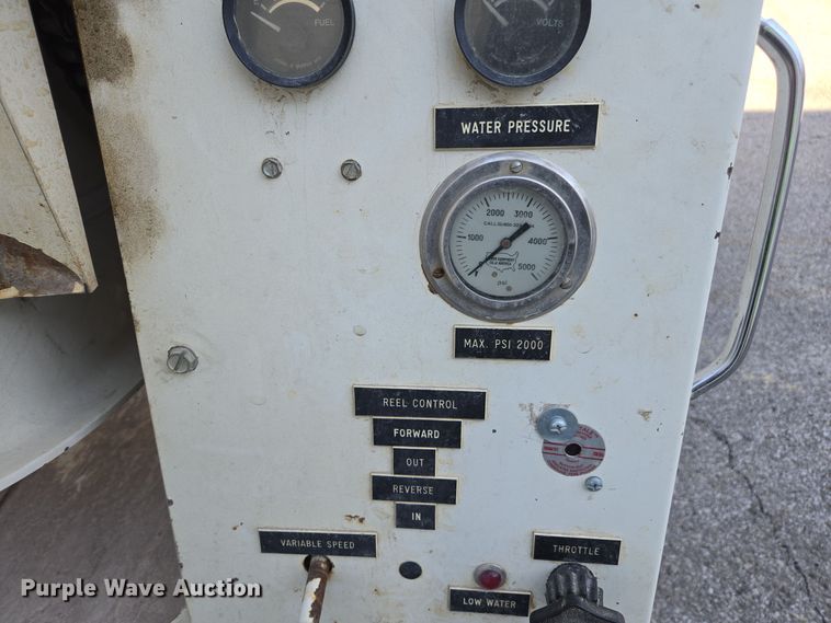 image for item EE7968 2001 Sewer Equipment sewer jetter trailer