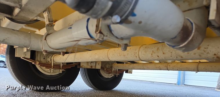 image for item EE7968 2001 Sewer Equipment sewer jetter trailer