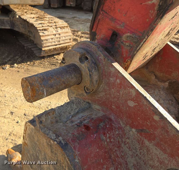 image for item EE7969 2013 Link-Belt 210 X3 excavator