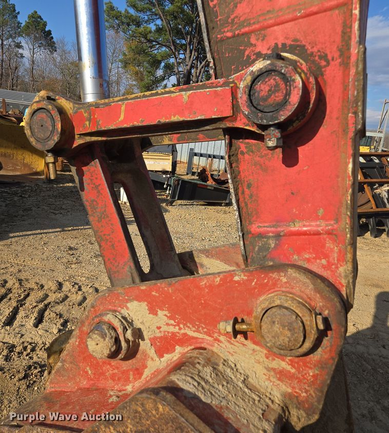 image for item EE7969 2013 Link-Belt 210 X3 excavator