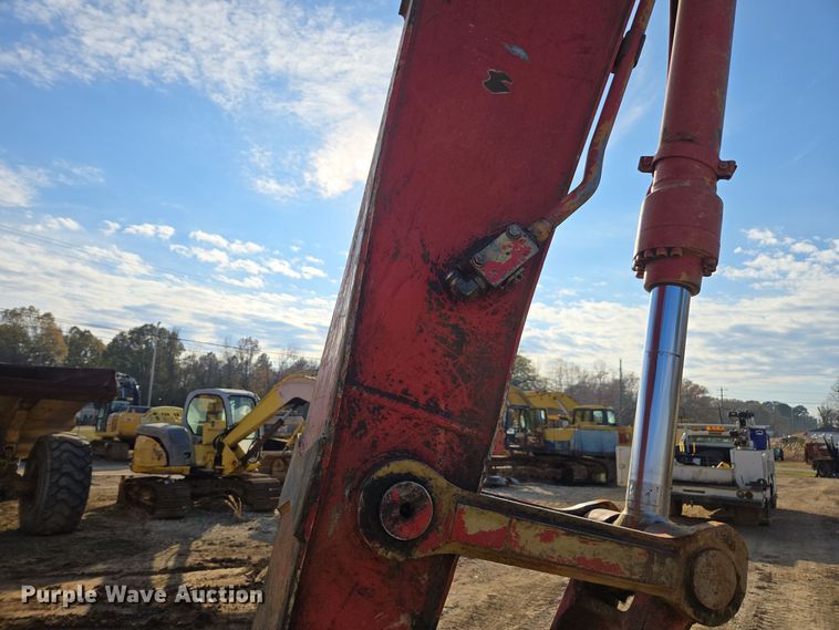 image for item EE7969 2013 Link-Belt 210 X3 excavator