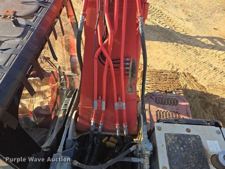 image for item EE7969 2013 Link-Belt 210 X3 excavator