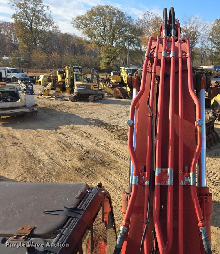 image for item EE7969 2013 Link-Belt 210 X3 excavator