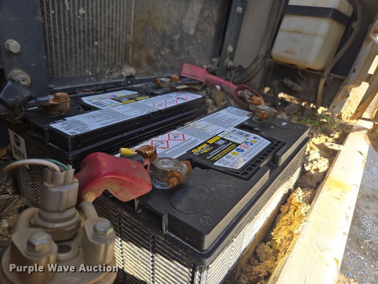 image for item EE7969 2013 Link-Belt 210 X3 excavator