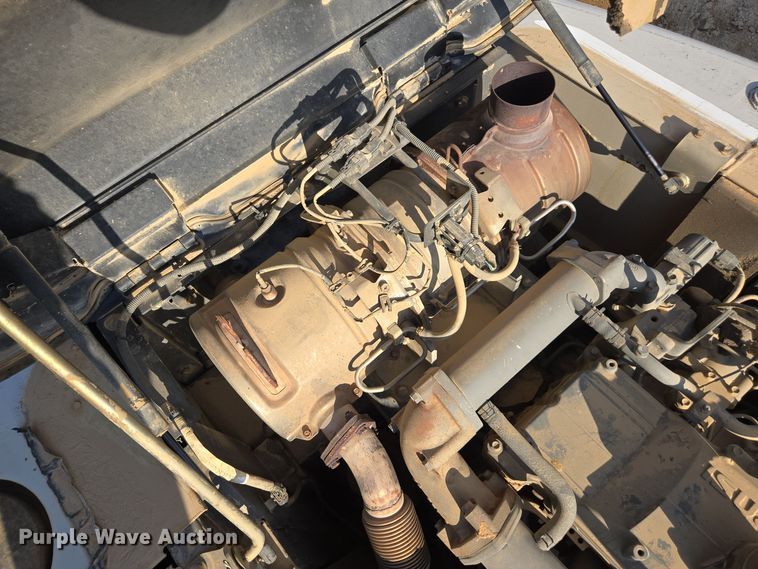 image for item EE7969 2013 Link-Belt 210 X3 excavator