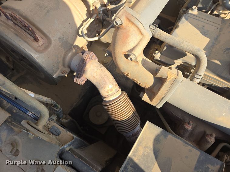 image for item EE7969 2013 Link-Belt 210 X3 excavator