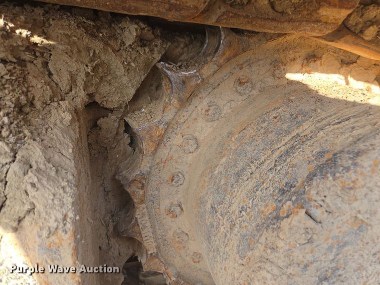 image for item EE7969 2013 Link-Belt 210 X3 excavator