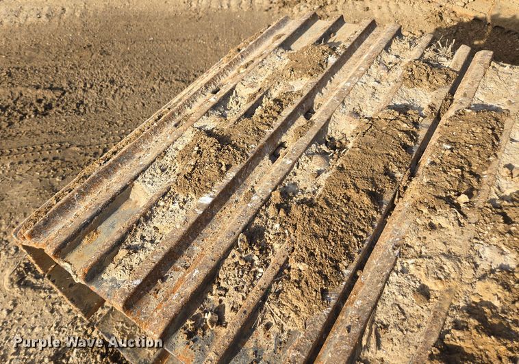 image for item EE7969 2013 Link-Belt 210 X3 excavator