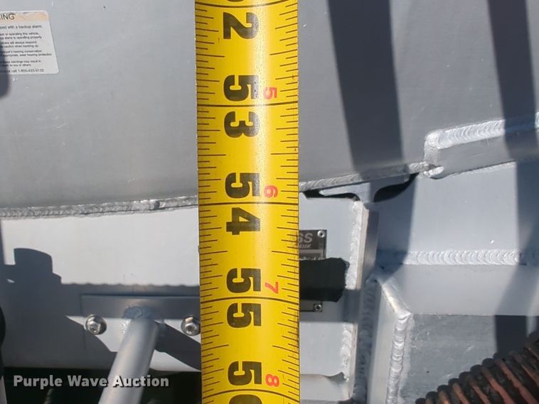 image for item EG2263 2007 Kenworth fuel truck