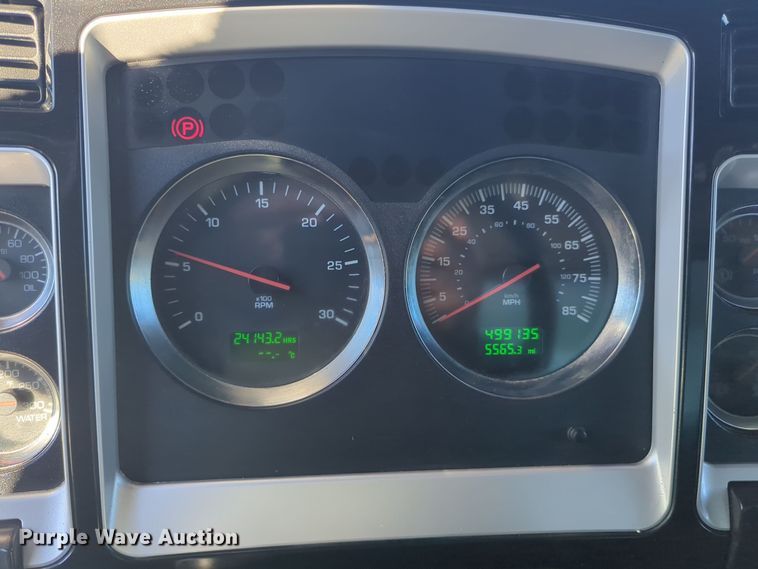 image for item EG2263 2007 Kenworth fuel truck