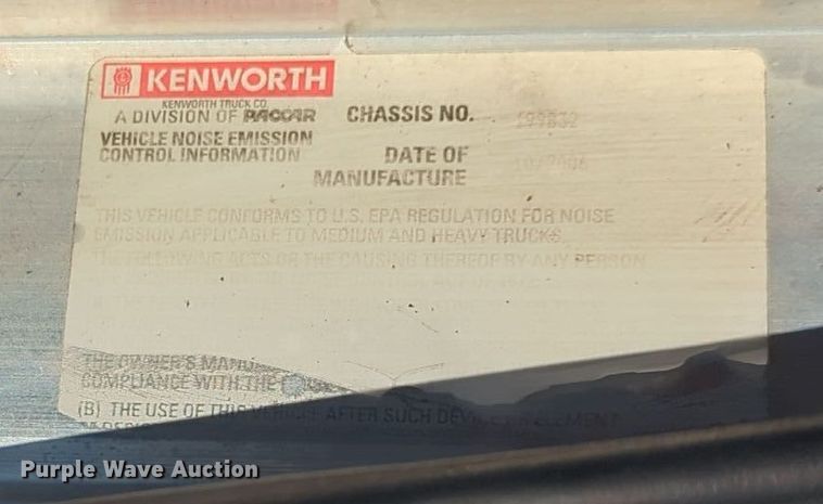 image for item EG2263 2007 Kenworth fuel truck