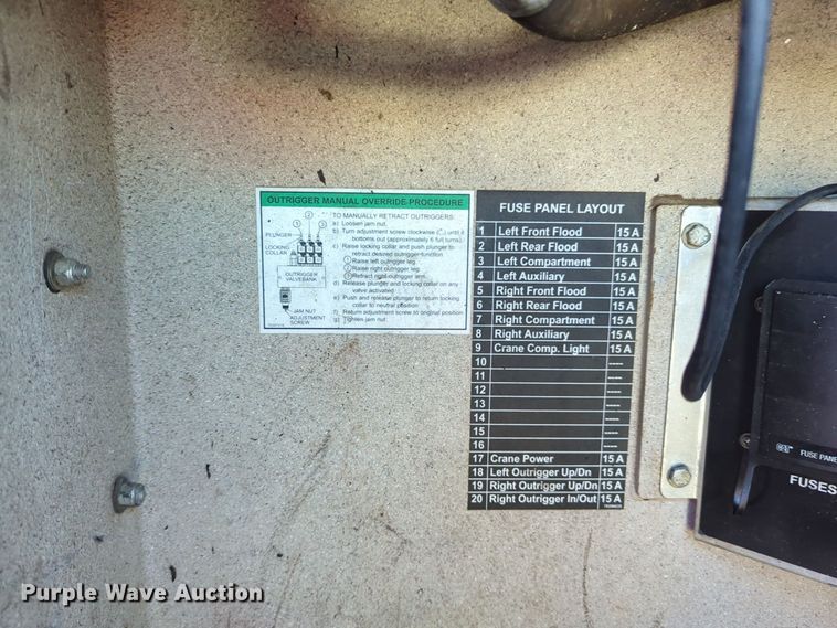 image for item EG2270 2017 Ford F550 Super Duty utility / service truck