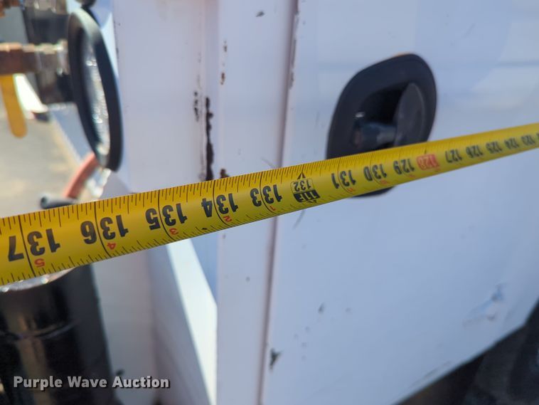 image for item EG2270 2017 Ford F550 Super Duty utility / service truck