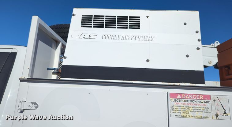 image for item EG2270 2017 Ford F550 Super Duty utility / service truck