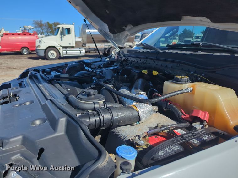 image for item EG2270 2017 Ford F550 Super Duty utility / service truck