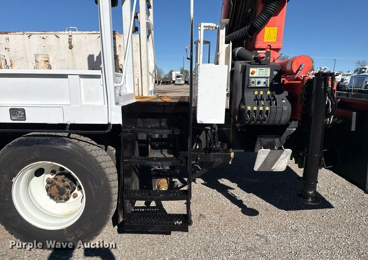 image for item EG2277 2008 International 7500 Crew Cab crane truck