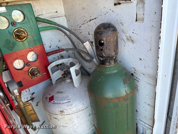 image for item EG2277 2008 International 7500 Crew Cab crane truck