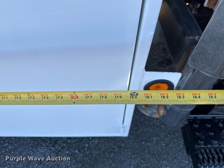 image for item EG2277 2008 International 7500 Crew Cab crane truck