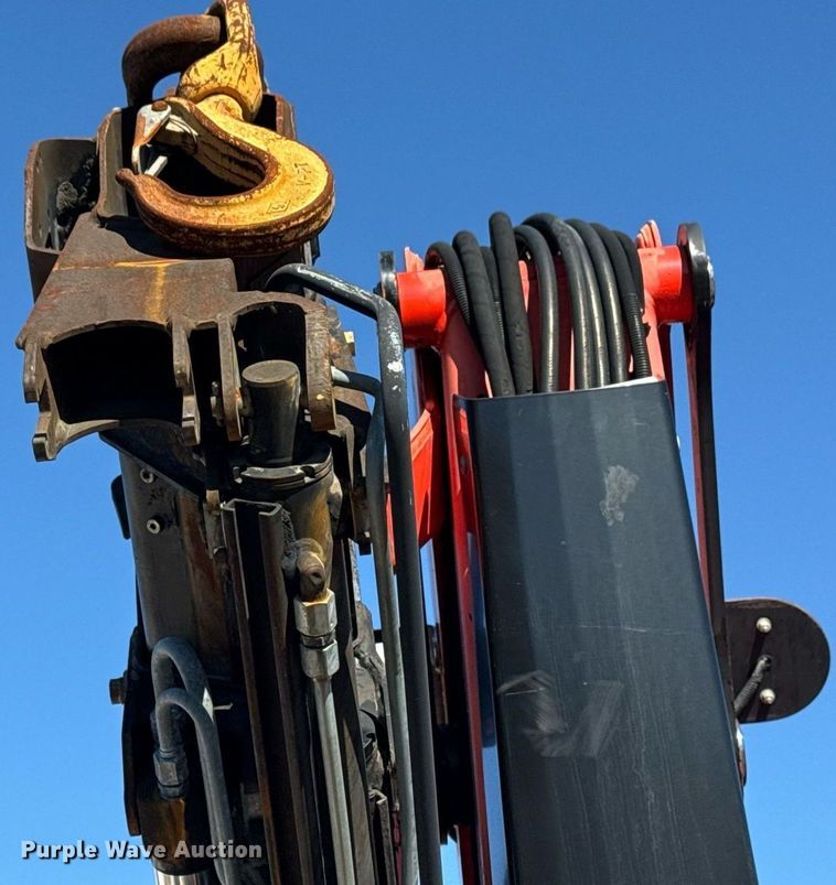 image for item EG2277 2008 International 7500 Crew Cab crane truck