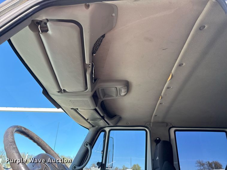 image for item EG2277 2008 International 7500 Crew Cab crane truck