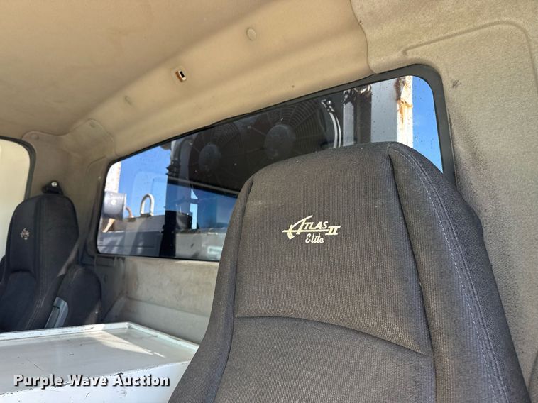 image for item EG2277 2008 International 7500 Crew Cab crane truck