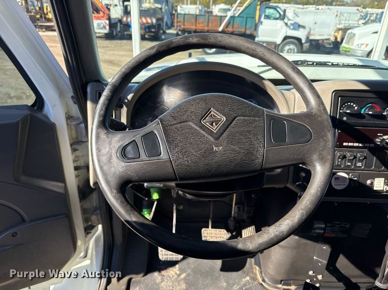 image for item EG2277 2008 International 7500 Crew Cab crane truck