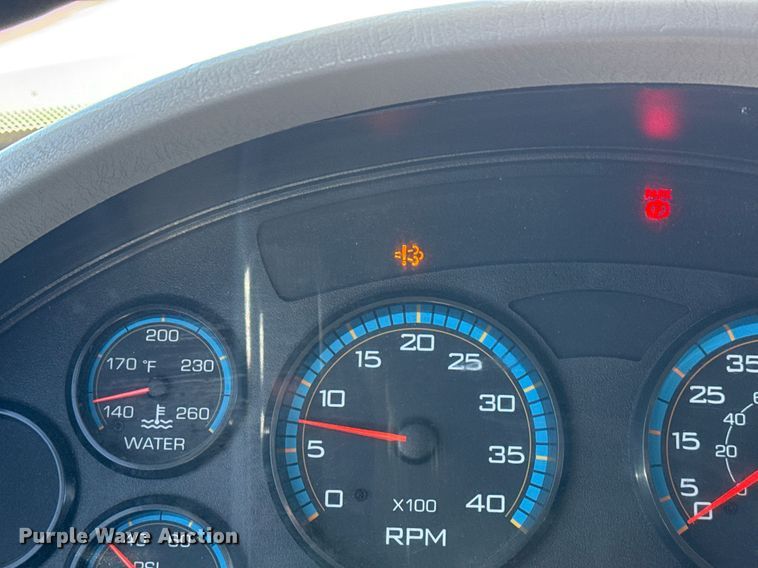 image for item EG2277 2008 International 7500 Crew Cab crane truck