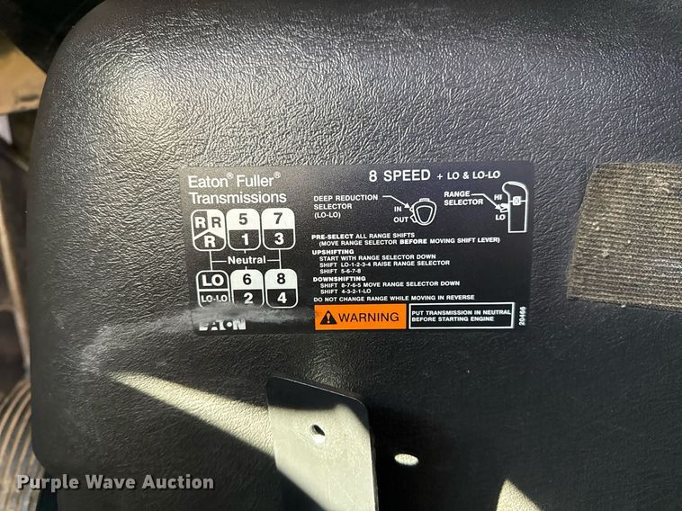 image for item EG2277 2008 International 7500 Crew Cab crane truck