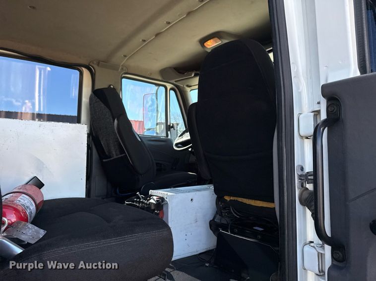 image for item EG2277 2008 International 7500 Crew Cab crane truck