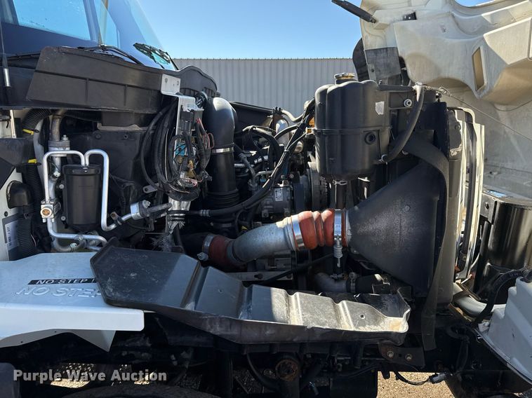 image for item EG2277 2008 International 7500 Crew Cab crane truck