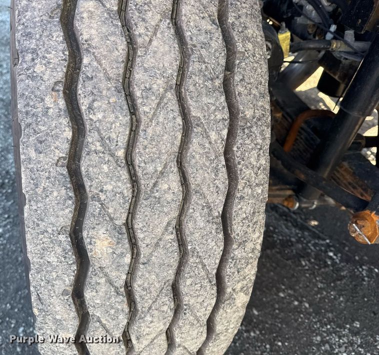 image for item EG2277 2008 International 7500 Crew Cab crane truck