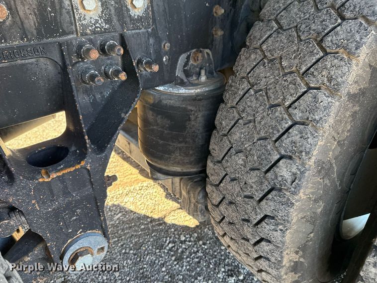 image for item EG2277 2008 International 7500 Crew Cab crane truck