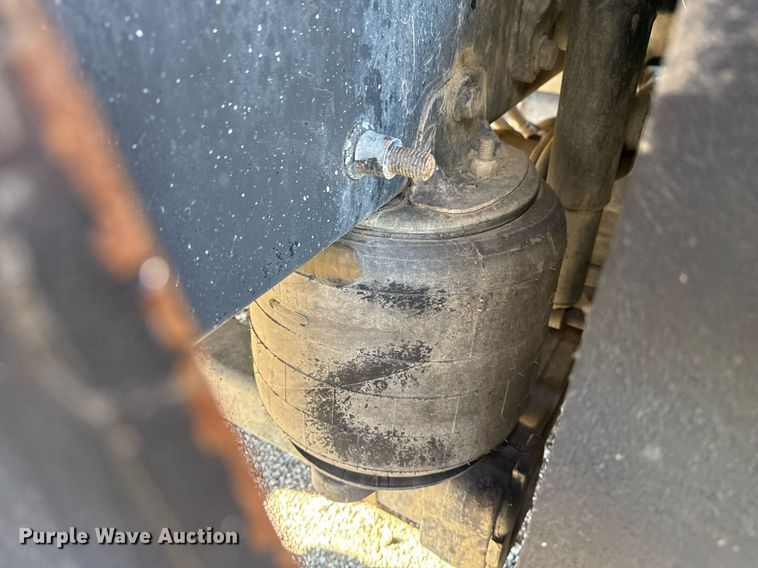 image for item EG2277 2008 International 7500 Crew Cab crane truck