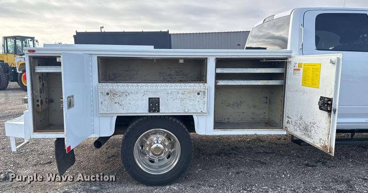 image for item EG2320 2014 Dodge Ram 4500HD Crew Cab utility / service truck