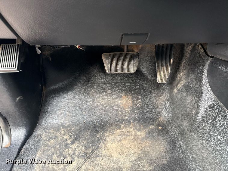 image for item EG2320 2014 Dodge Ram 4500HD Crew Cab utility / service truck