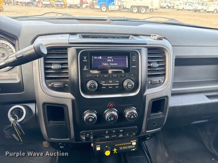 image for item EG2320 2014 Dodge Ram 4500HD Crew Cab utility / service truck