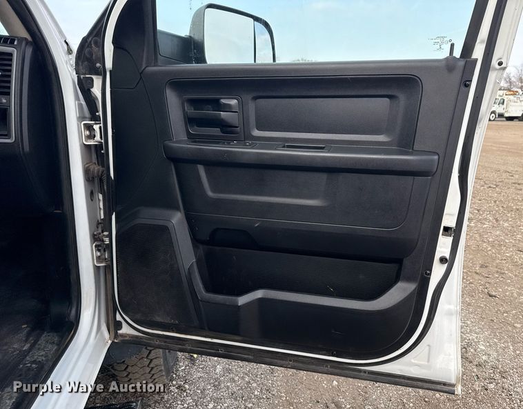 image for item EG2320 2014 Dodge Ram 4500HD Crew Cab utility / service truck