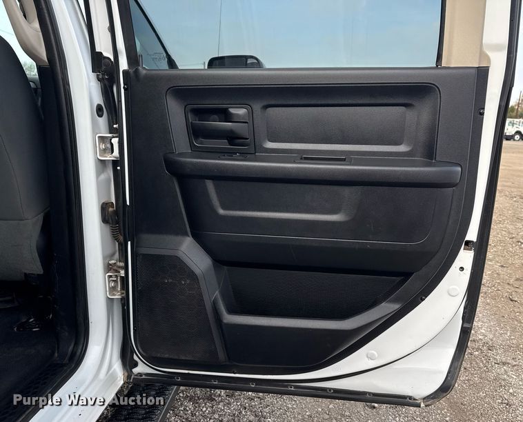 image for item EG2320 2014 Dodge Ram 4500HD Crew Cab utility / service truck