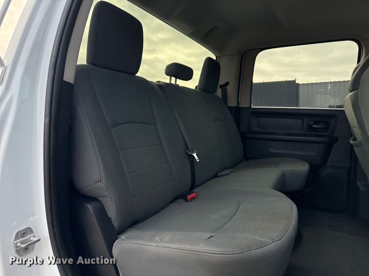 image for item EG2320 2014 Dodge Ram 4500HD Crew Cab utility / service truck