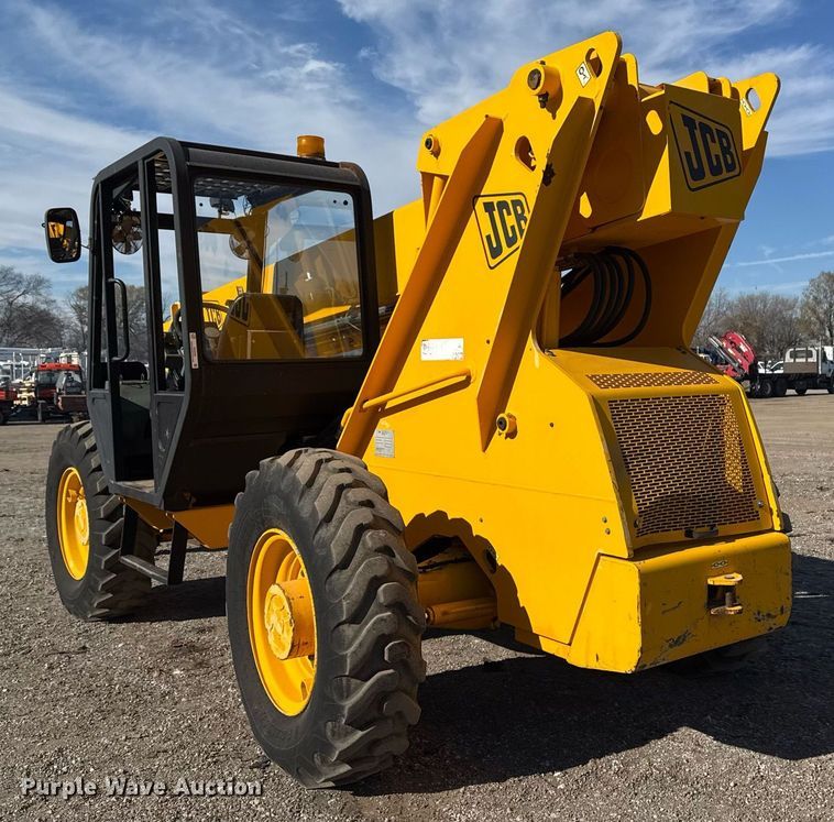 image for item EG2339 2006 JCB 506C HL telehandler