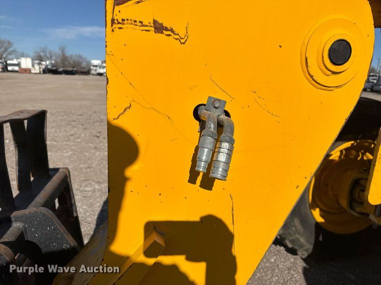 image for item EG2339 2006 JCB 506C HL telehandler